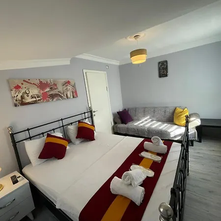 Taksim Rain Hause Aparthotel